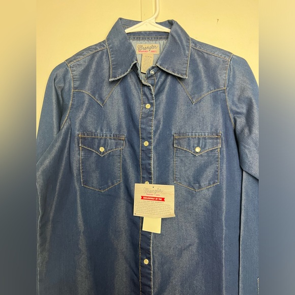Womens wrangler wrancher shirt - Picture 2 of 6